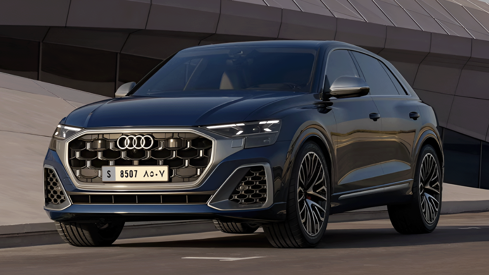 SQ8